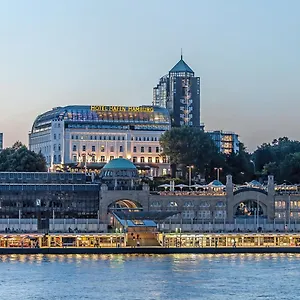 **** Отель Hafen Германия